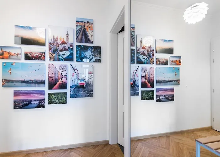 Bright Near Old Town & Excellent Access By Easybnb Premium Appartement