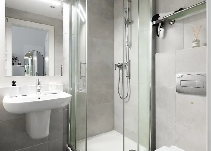 Appartement Bright Near Old Town & Excellent Access By Easybnb Premium Praag