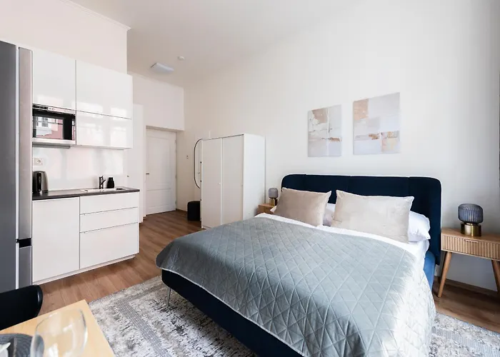 Bright Near Old Town & Excellent Access By Easybnb Premium Appartement Praag