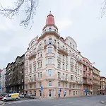 Apartment Bright Near Old Town & Excellent Access By Easybnb Premium Prague