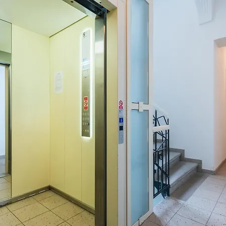 Apartmán Bright Near Old Town & Excellent Access By Easybnb Premium *