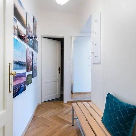 Bright Near Old Town & Excellent Access By Easybnb Premium * Praha