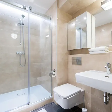 Bright Near Old Town & Excellent Access By Easybnb Premium * Praha