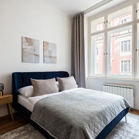 Apartmán Bright Near Old Town & Excellent Access By Easybnb Premium