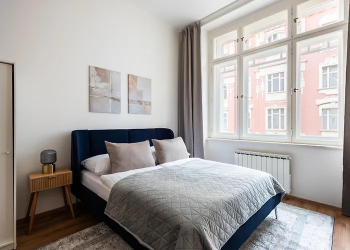 דירה Bright Near Old Town & Excellent Access By Easybnb Premium